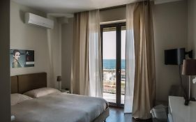 B&B Hotei